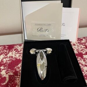 Refa Carat Platinum Massager